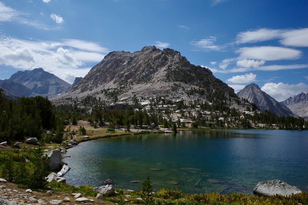 Bullfrog Lake, up close