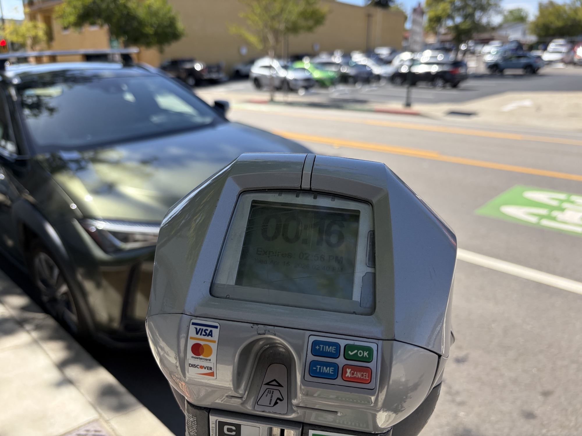 A standalone parking meter